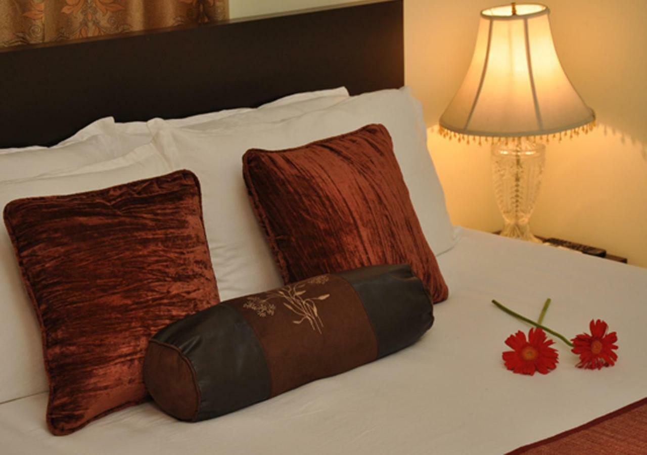 Premium Serviced Apartments Bangalore Exterior foto